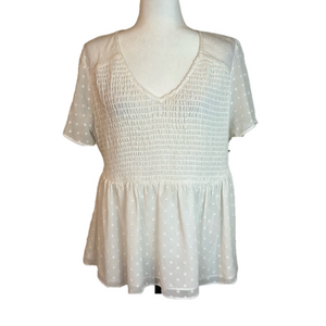 Torrid Smocked Babydoll White Blouse Top 1X Cottagecore Dotted Swiss Ruffle